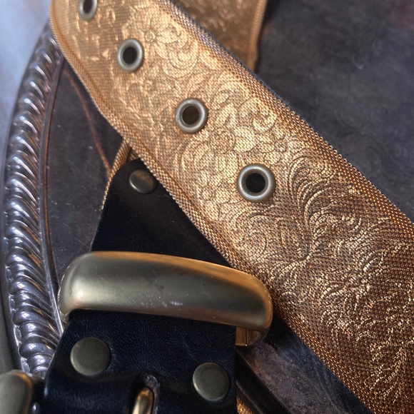 Flashy Floral Metal Mesh Western Style Jeans Belt! - Picture 5 of 6